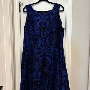 Roz & Ali Blue and Black A-Line Midi Dress